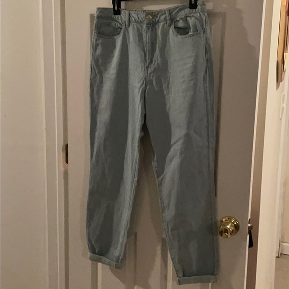 Mom Jeans Light Denim - Picture 1 of 6
